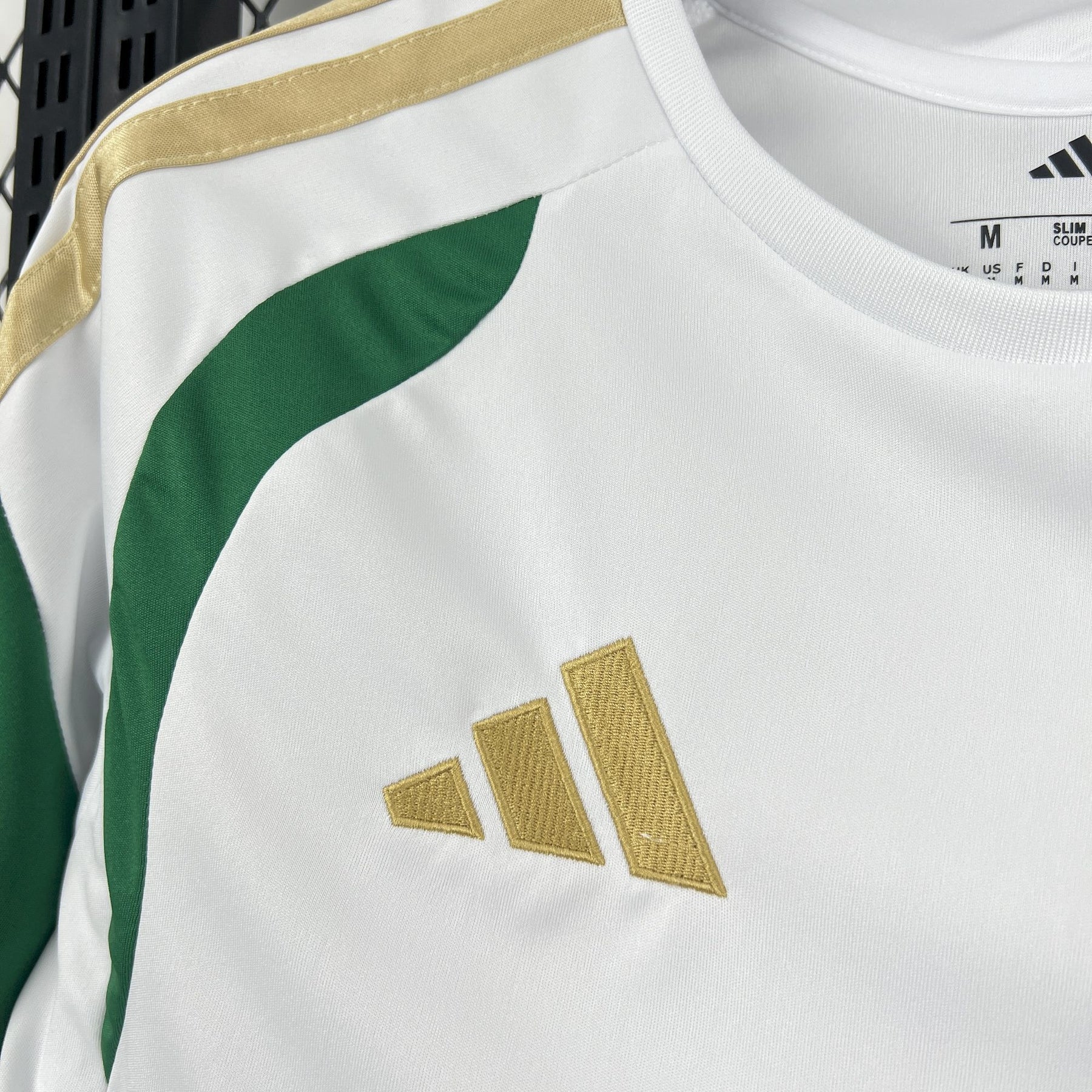 Camisa Pré-Jogo Masculina Itália 2026