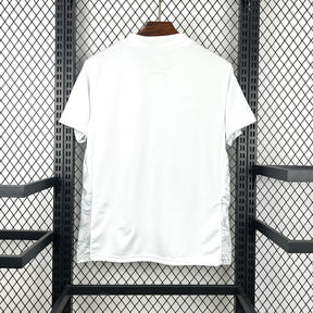 Camisa masculina do Tottenham Hotspur para a temporada 2025/26, comemorativa do 125º aniversário