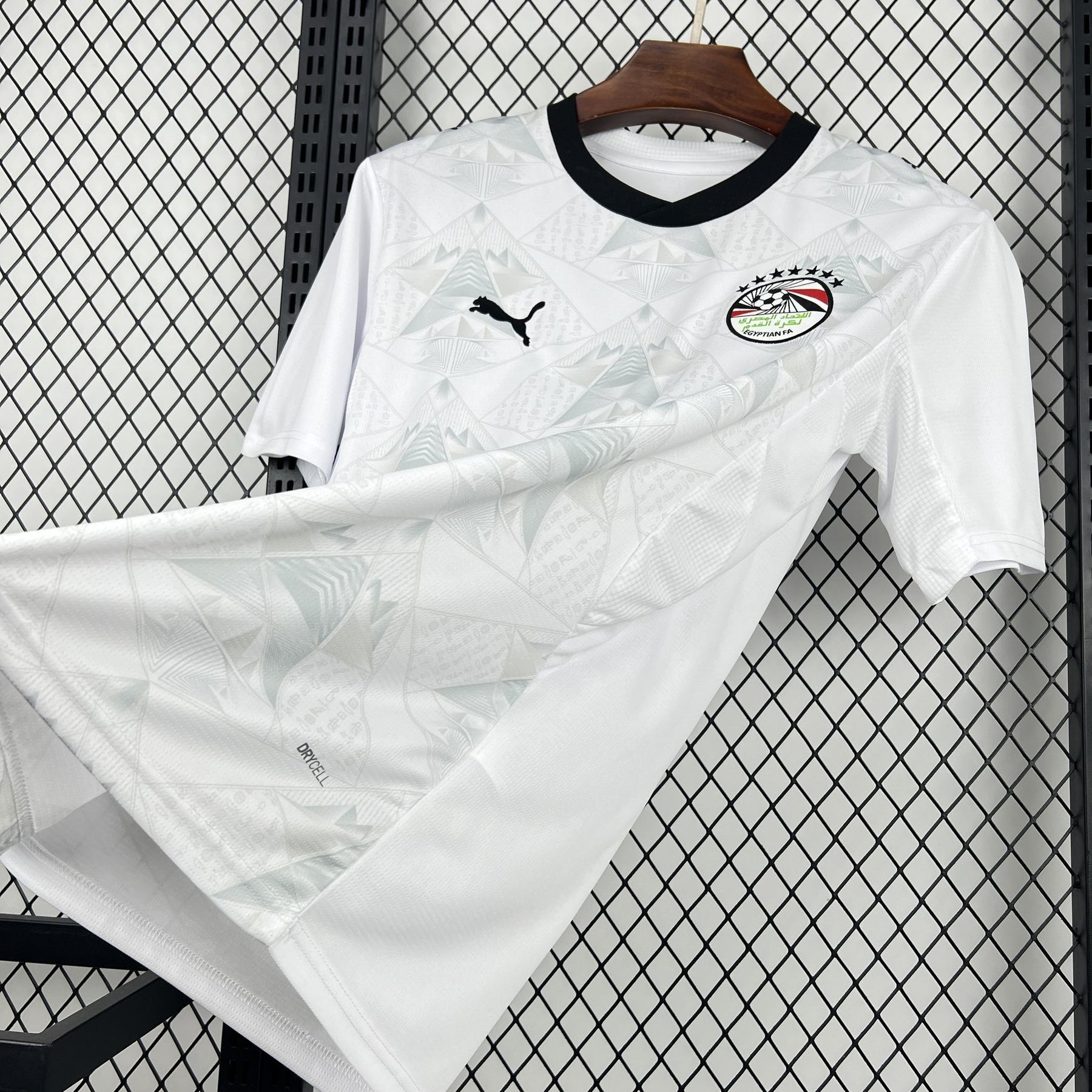 Camisa reserva da Seleção Egípcia para a Copa do Mundo de 2026