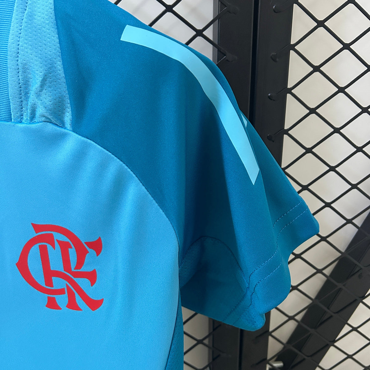 Camisa Flamengo Treino Azul 25/26 - Versão Feminina - Lançamento