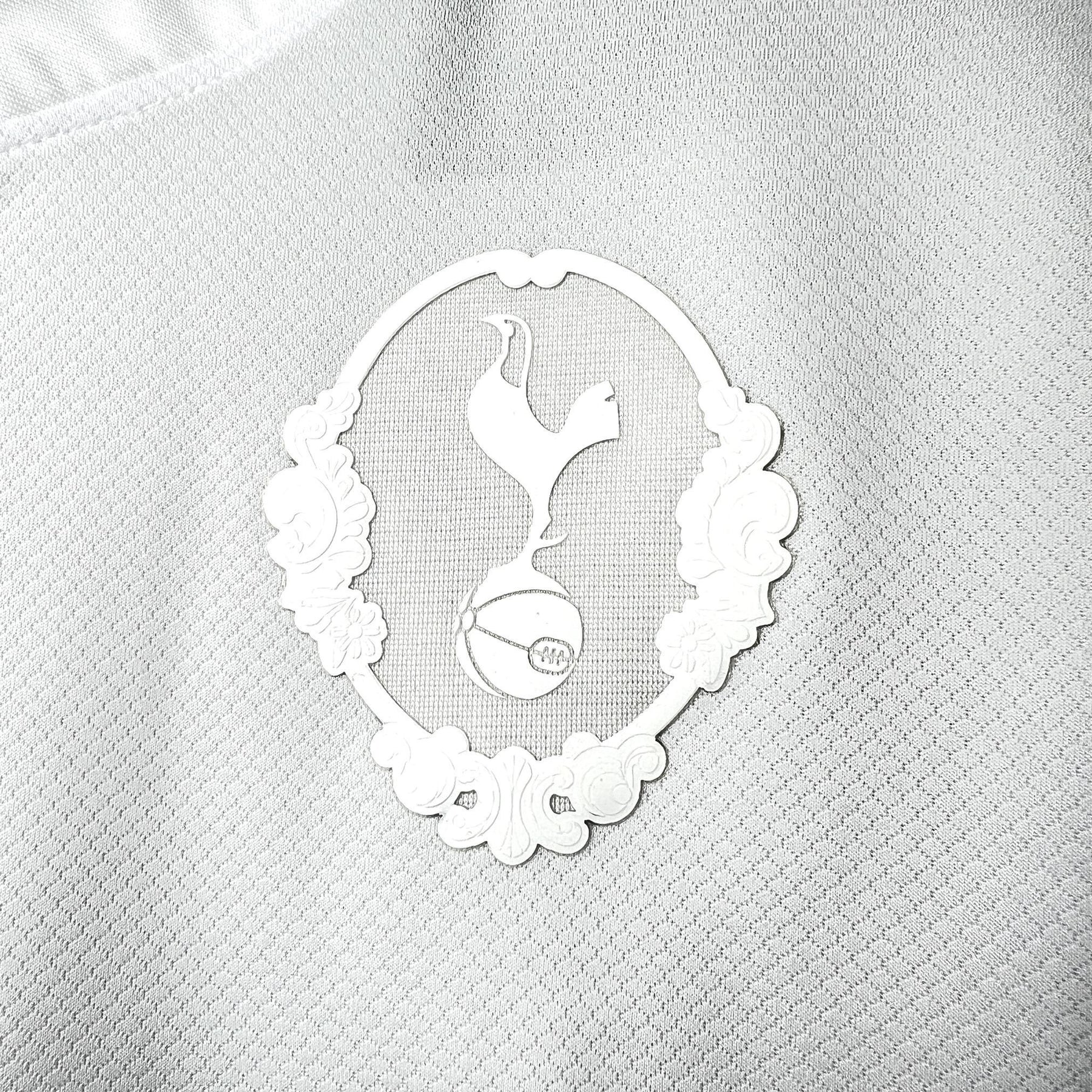 Camisa masculina do Tottenham Hotspur para a temporada 2025/26, comemorativa do 125º aniversário